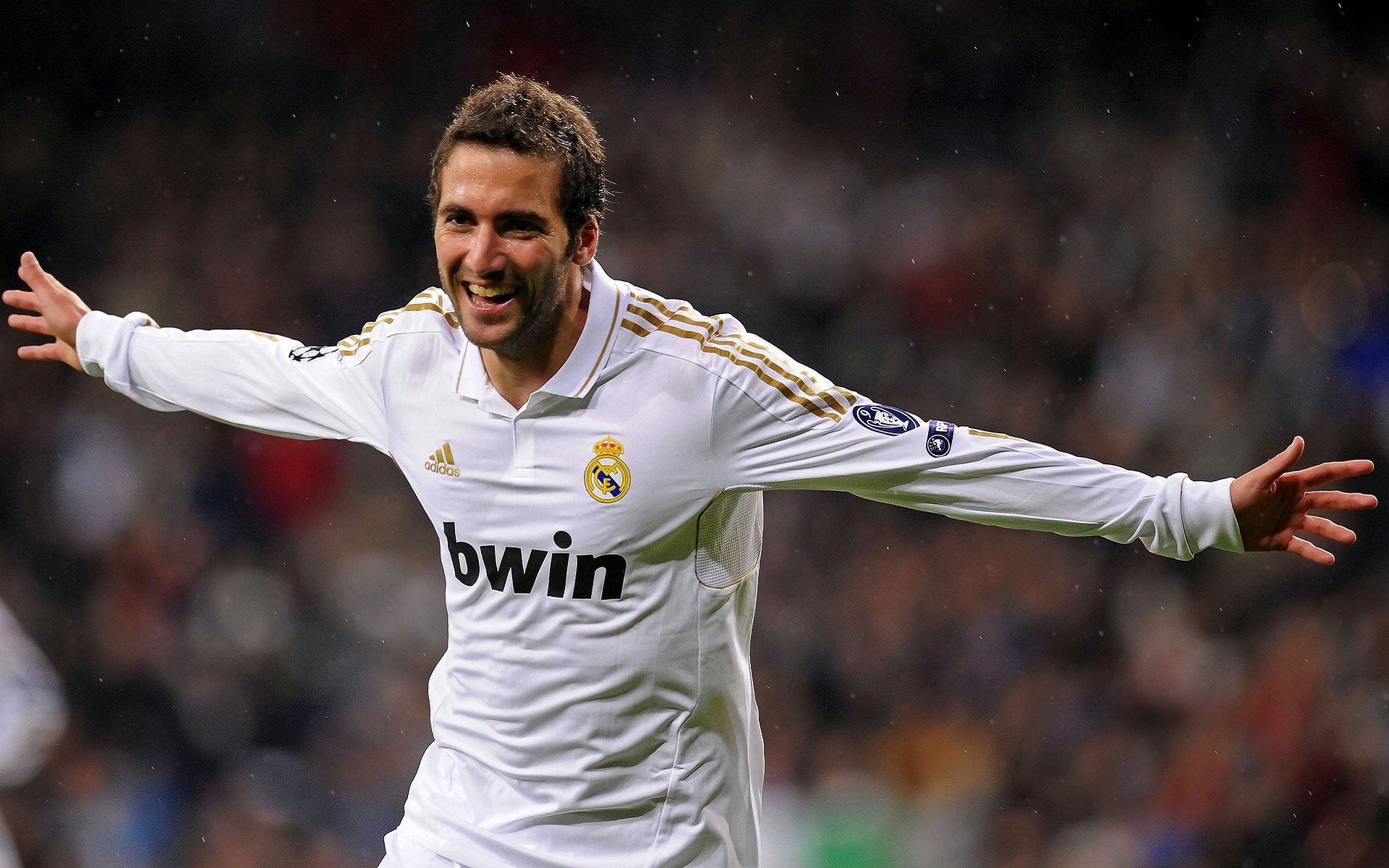 _技术分析：多拍连续击球的关键技巧_，双手连续拍球